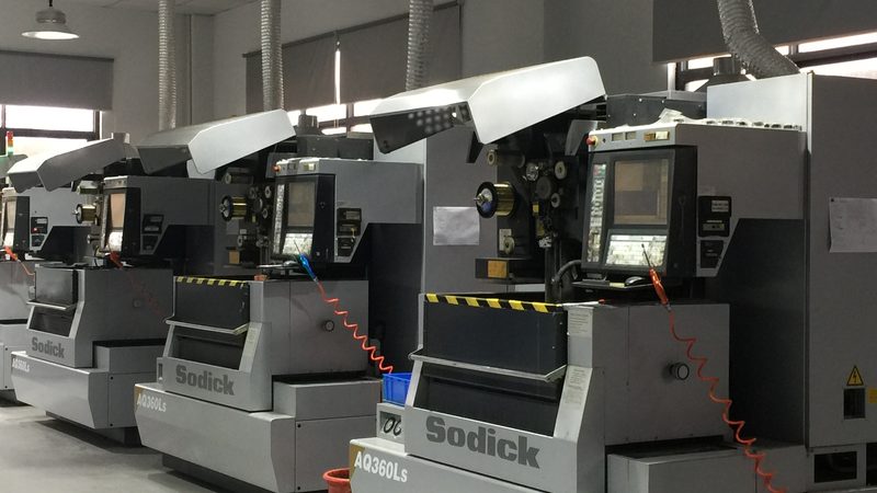 汽车模具材质选择：关键步骤与流程解析