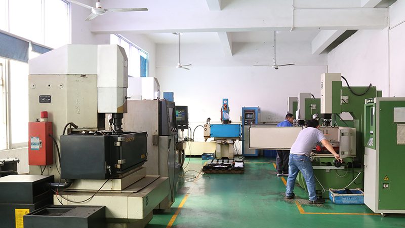 医疗器械注塑模具：精准制造，守护生命安全
